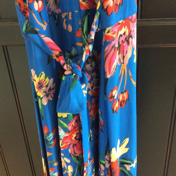 Gorgeous Parker Dress - Picture 5 of 9